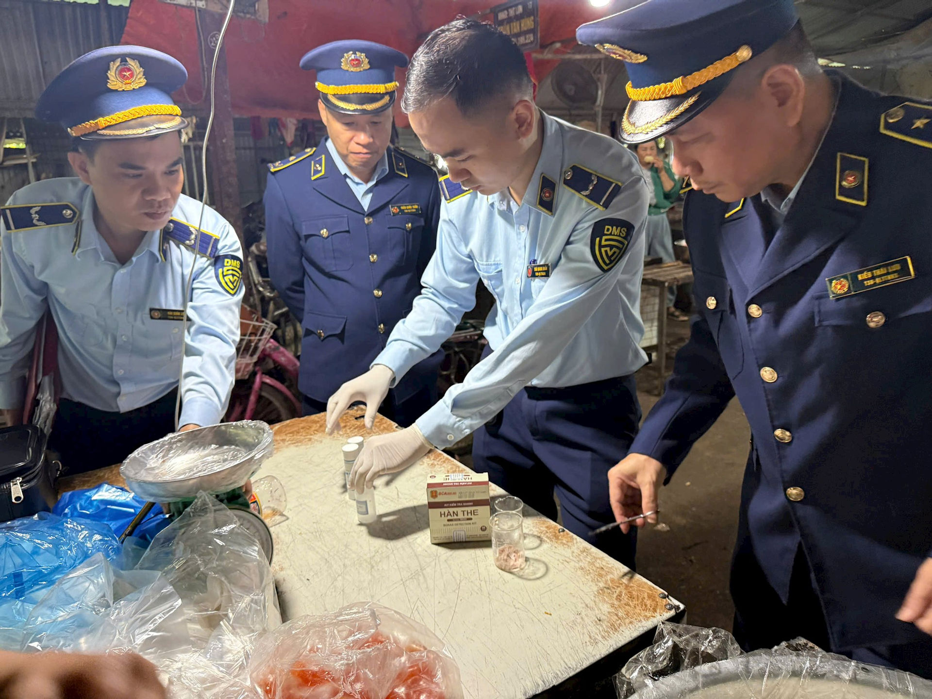 Quản lý thị trường Hà Tĩnh xử lý vi phạm gần 1,7 tỷ đồng trong năm 2025